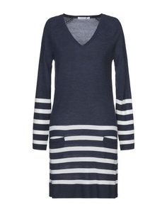 Короткое платье Lacoste