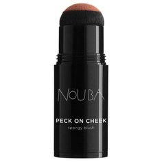 Nouba Румяна Peck on cheek