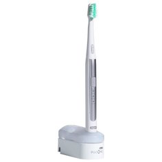 Электрическая зубная щетка Oral B