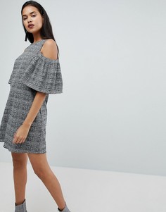 Платье в клетку с вырезами на плечах River Island-Мульти
