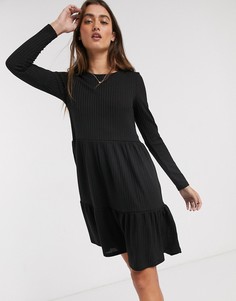 Черное свободное платье в рубчик с ярусной юбкой Only-Черный