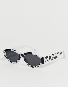 Овальные солнцезащитные очки с коровьим принтом ASOS DESIGN-Мульти