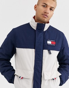 Темно-синяя/белая куртка в стиле колор блок с логотипом Tommy Jeans-Темно-синий