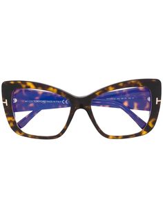 Tom Ford Eyewear очки в массивной оправе кошачий глаз