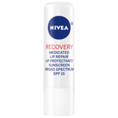 Nivea Бальзам для губ A Kiss of