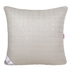Подушка Традиция Soft&Soft Овечья шерсть 70 х 70 см бежевый