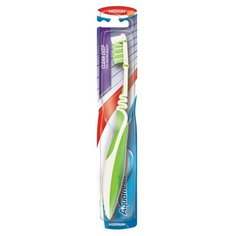 Зубная щетка Aquafresh Clean Deep, зеленый