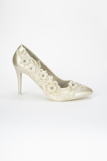 Туфли женские Betsy белые 35 RU