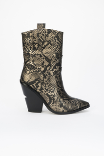 Сапоги женские Betsy коричневые 36 RU