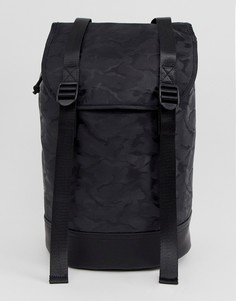 Черный рюкзак с камуфляжным принтом ASOS DESIGN
