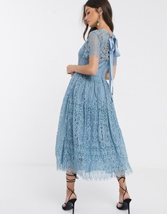 Кружевное платье миди с ленточной завязкой и открытой спиной ASOS DESIGN-Синий
