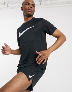 Черная футболка с логотипом-галочкой Nike Running-Черный