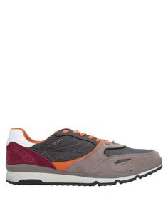 Низкие кеды и кроссовки Geox