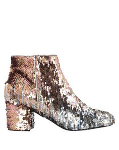 Полусапоги и высокие ботинки Pollini