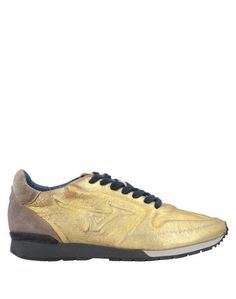 Низкие кеды и кроссовки Mizuno