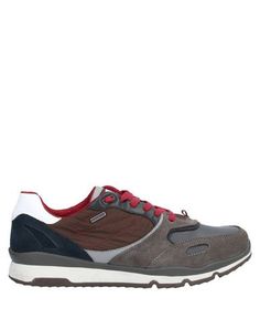 Низкие кеды и кроссовки Geox