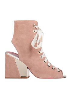 Полусапоги и высокие ботинки Santoni