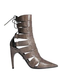 Полусапоги и высокие ботинки Versace