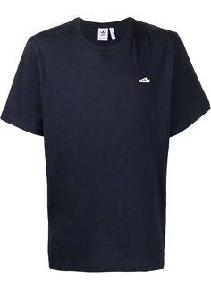 adidas футболка с вышивкой