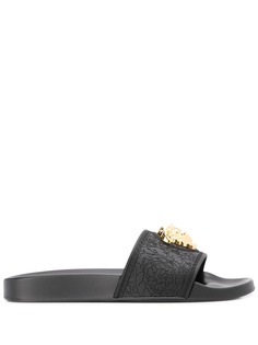 Versace шлепанцы с декором Medusa
