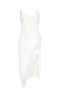 Белое платье-футляр с перьями David Koma
