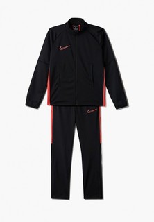 Костюм спортивный Nike