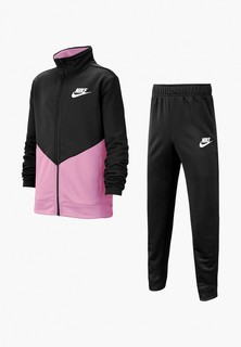 Костюм спортивный Nike