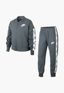 Костюм спортивный Nike