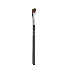 MAC Кисть косметическая MEDIUM ANGLED SHADING 275S