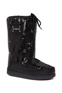 Boots Love Moschino