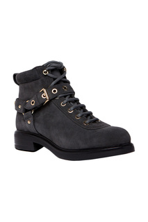 Boots Love Moschino