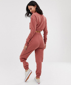 Короткий спортивный свитшот и джоггеры слим ASOS DESIGN-Розовый