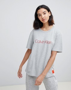 Серый пижамный топ с круглым вырезом Calvin Klein