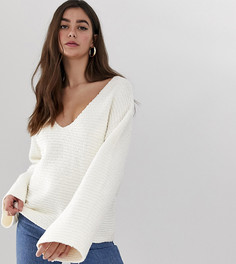 Свободный джемпер с v-образным вырезом ASOS DESIGN Tall-Белый