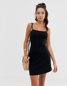Черный сарафан мини с квадратным вырезом ASOS DESIGN
