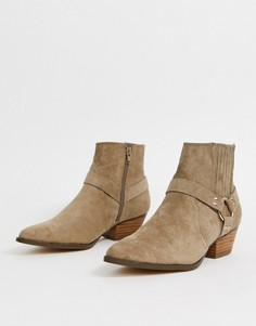 Темно-бежевые ботинки в стиле вестерн River Island-Бежевый
