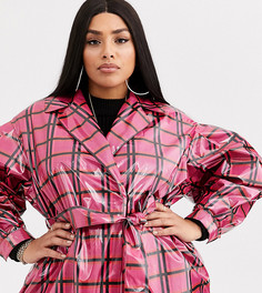 Розовый виниловый тренч в клетку ASOS DESIGN Curve