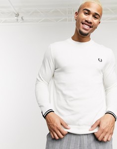 Белый джемпер с круглым вырезом и окантовкой Fred Perry
