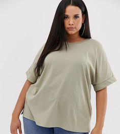 Oversize-футболка бойфренда цвета хаки с отворотами на рукавах ASOS DESIGN Curve-Зеленый