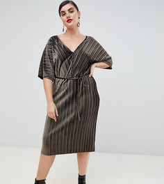 Темно-зеленое плиссированное бархатное платье River Island Plus-Зеленый