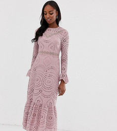 Платье макси с вышивкой ришелье и рукавами клеш ASOS DESIGN Tall PREMIUM-Розовый