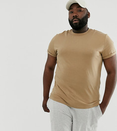 Бежевая футболка с круглым вырезом и отворотами на рукавах ASOS DESIGN Plus-Бежевый