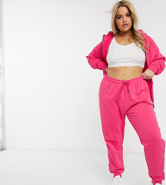 Розовые джоггеры Nike Plus Essentials-Розовый