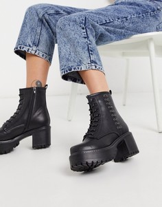 Черные ботильоны из искусственной кожи с металлической отделкой Koi Footwear-Черный