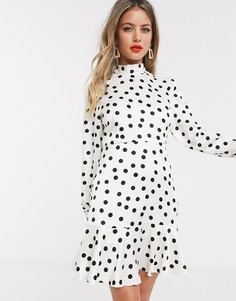Приталенное чайное платье мини в горошек с открытой спиной Style Cheat-Мульти