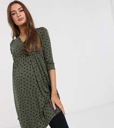 Трикотажное платье в зеленый горошек с рукавами 3/4 от New Look Maternity