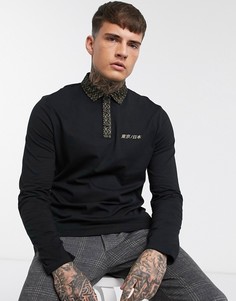 Поло из органического хлопка с длинными рукавами и принтом на воротнике ASOS DESIGN-Черный