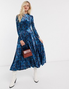 Бархатное платье миди с цветочным рисунком синего цвета Free People-Синий