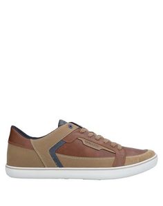 Низкие кеды и кроссовки Geox