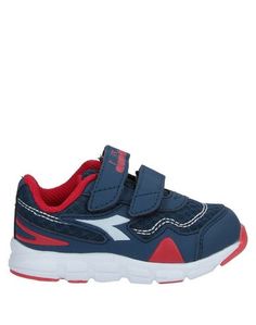 Низкие кеды и кроссовки Diadora